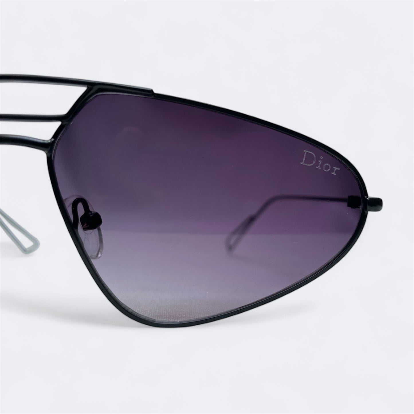 DIO*R BLACK N244