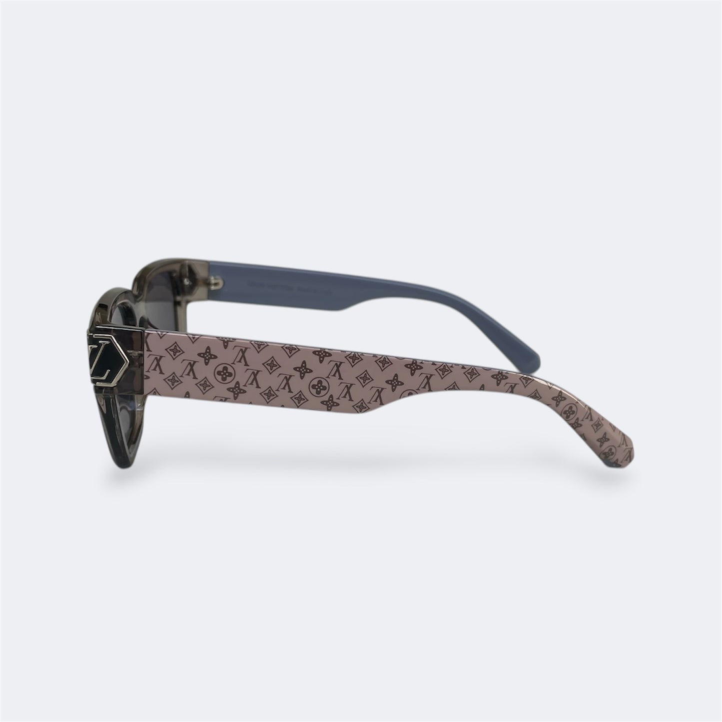 LV - 6831 - Rectangle - smoke gray - sunglasses