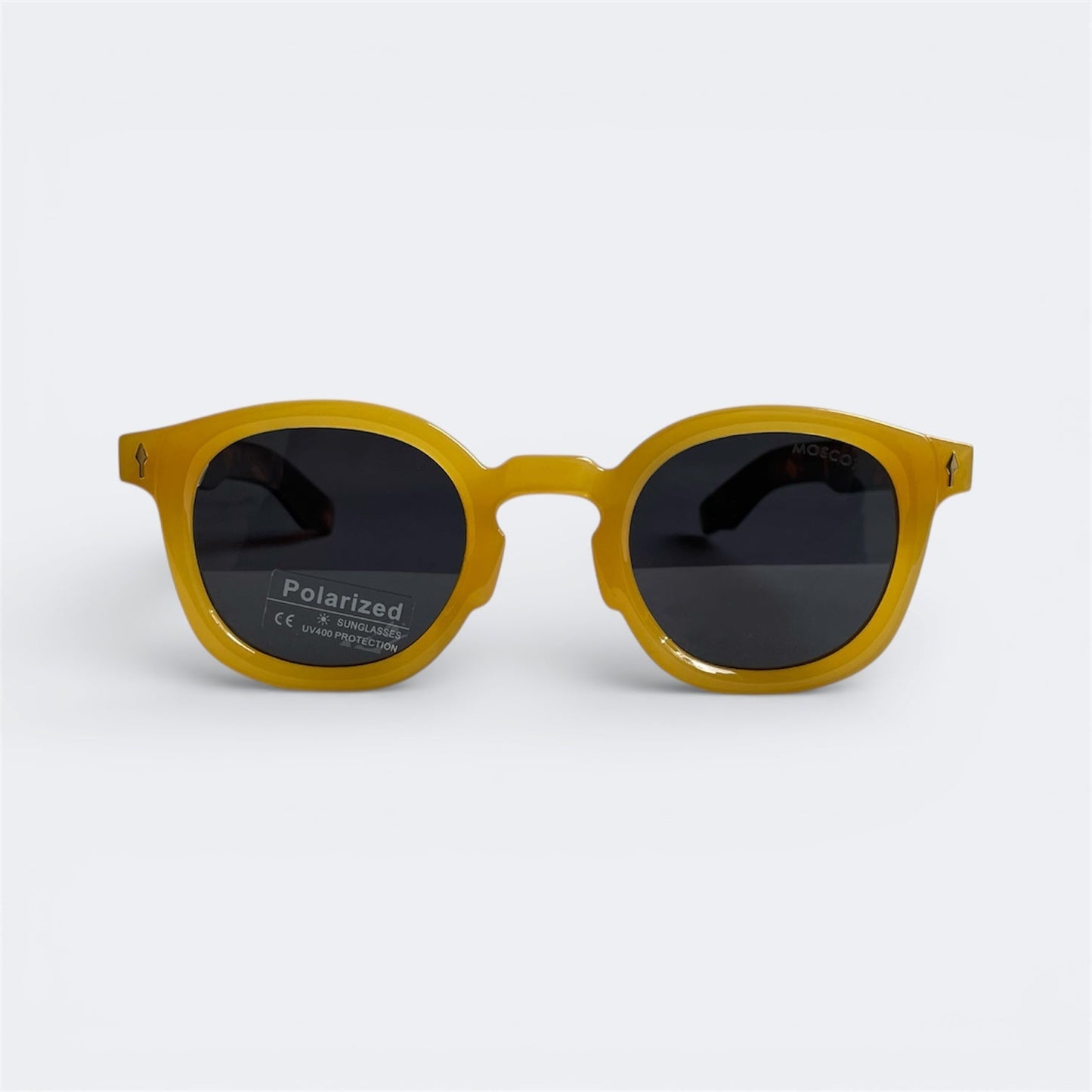 MOSCOT_6820