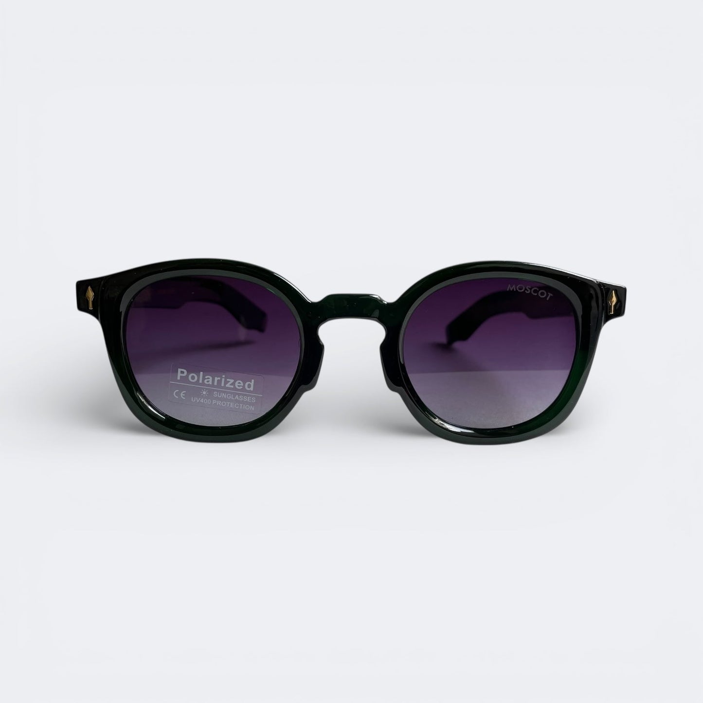 MOSCOT_6823