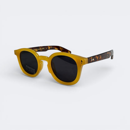 MOSCOT_6820