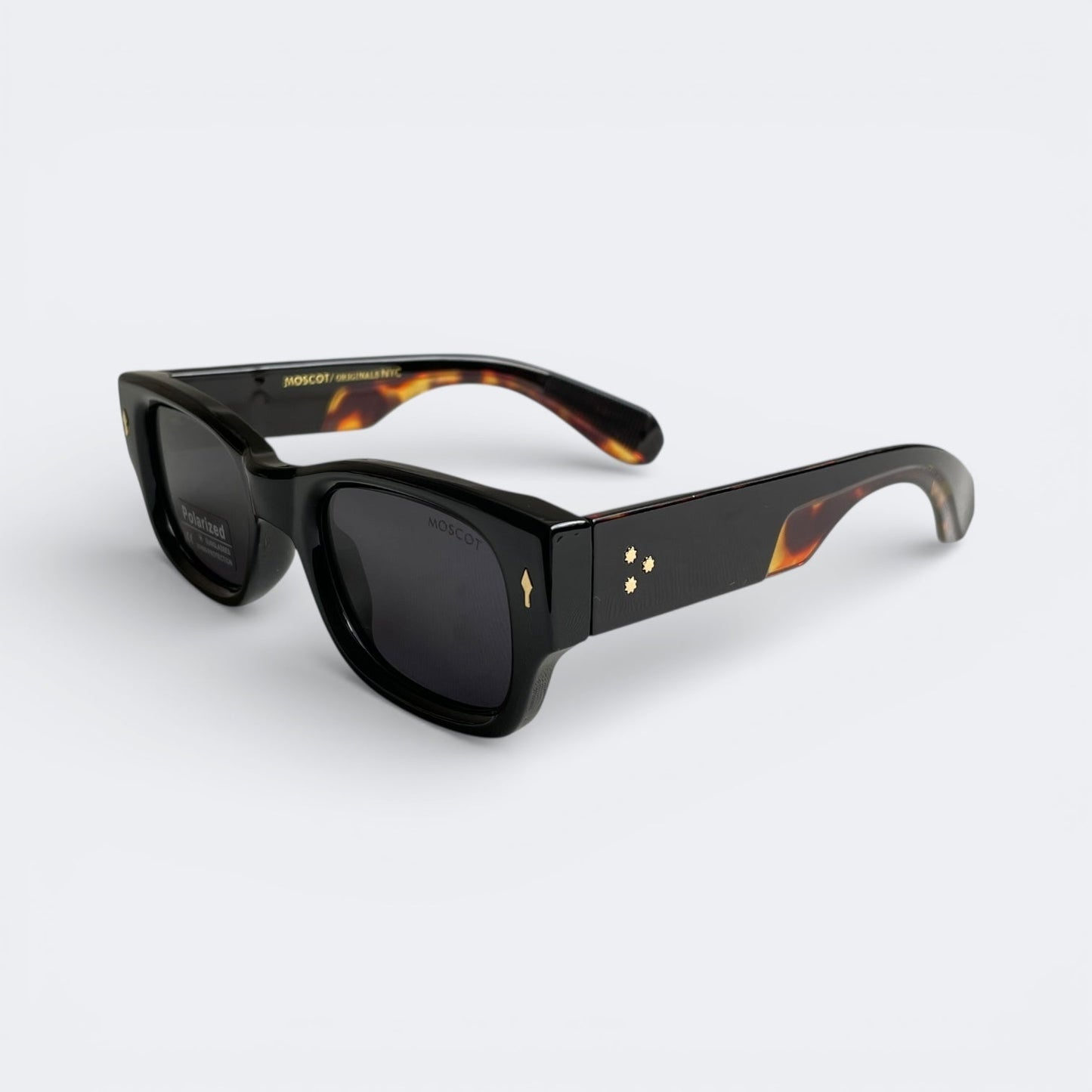 MOSCOT_6815