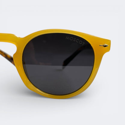 MOSCOT_6810