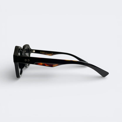 MOSCOT_6817