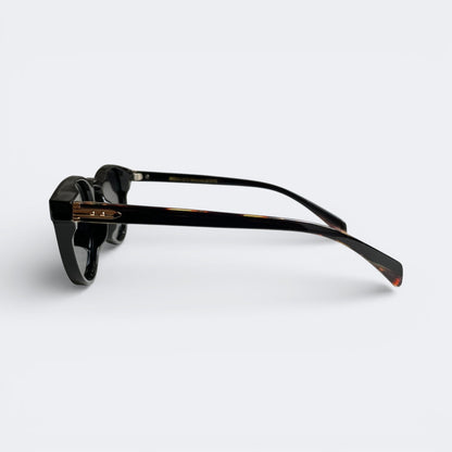 MOSCOT_6813