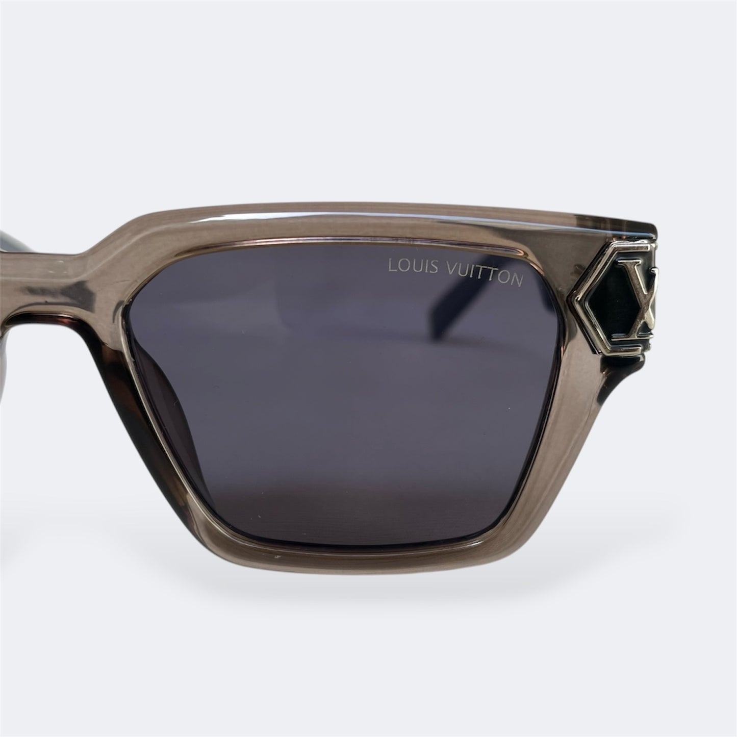 LV - 6831 - Rectangle - smoke gray - sunglasses